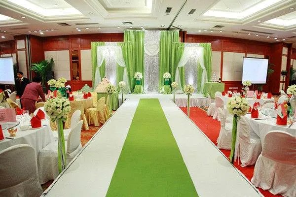 结婚自然少不了举办婚宴以及婚礼，成都婚庆公司报价一般是多少？