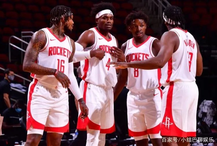 火箭大胜马刺，休城小将受伤坐轮椅离场了吗？