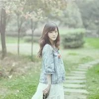 要QQ头像女生唯美伤感的!!!