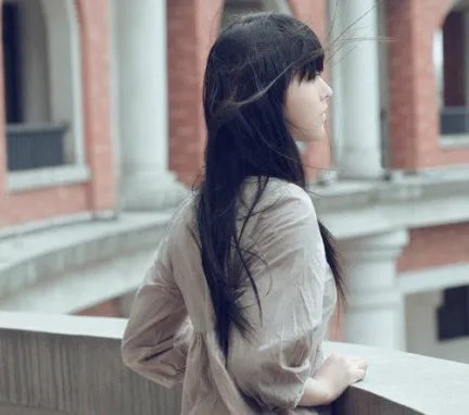 要QQ头像女生唯美伤感的!!!