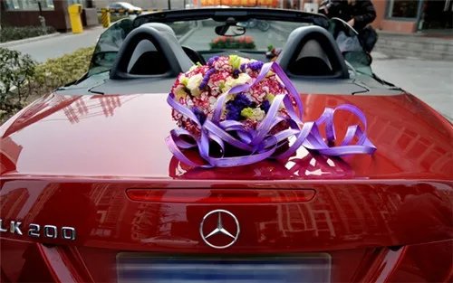 婚车布置图片 2017婚车装饰效果图