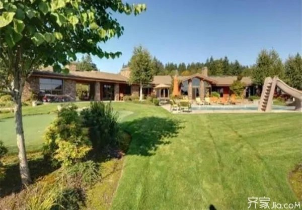 疑似冯轲美国豪宅曝光 2万平米够豪华