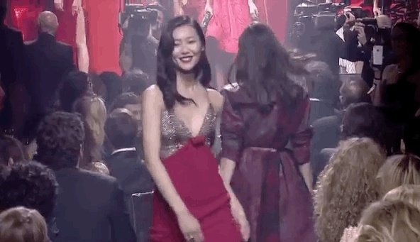 有哪些好看的短发发型？