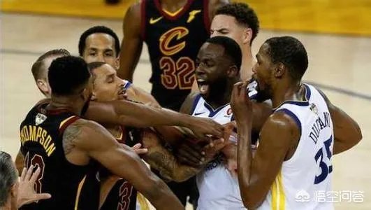 网爆勇士队格林与骑士队汤普森在夜店发生冲突,杜兰特和詹姆斯上去劝架,你怎么看?