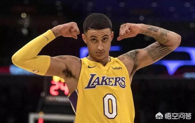 库兹马近期的表现如何？