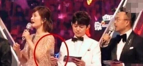 如何评价董卿的长相?