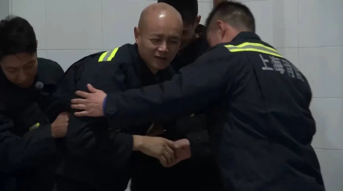 得罪了金星还强吻谢娜，乐嘉到底为何被封杀？