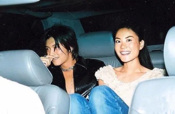 谢霆锋首回应与杨幂绯闻，再强调与王菲感情稳定但不会结婚，你怎么看？