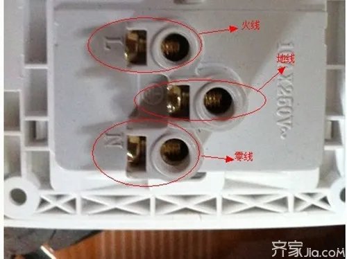 公牛开关插座怎么接线 公牛开关插座的正确接法