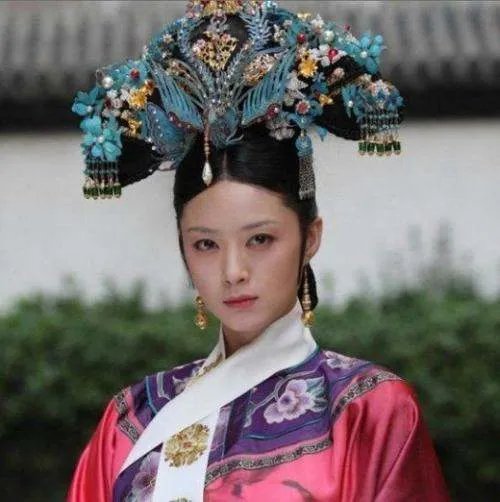 有哪些最贴近真实的皇宫生活的电视剧？