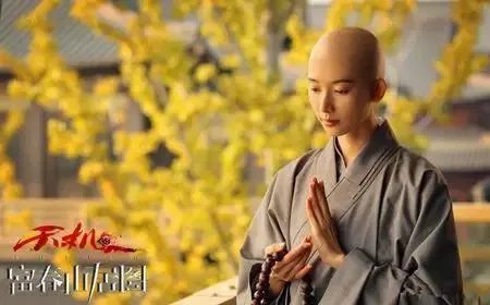 国内外有哪些明星秃头了依然很帅的？