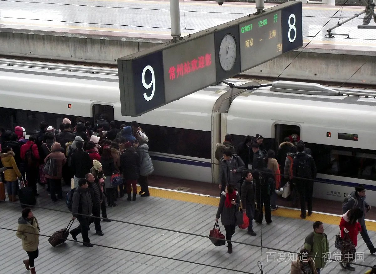 高铁外放老人向叶璇道歉后，要求叶璇道歉，老人是否依旧心里不平衡？