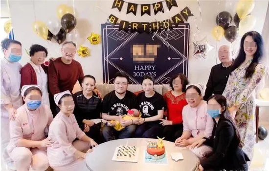 巴图结婚生子什么时候结婚的老婆是谁 巴图升级奶爸儿子正面照