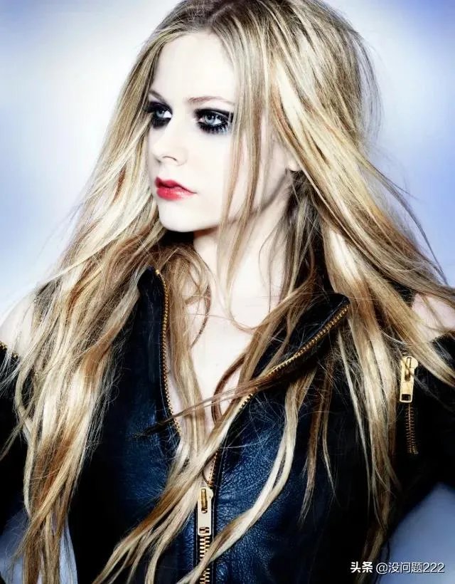 艾薇儿结婚了吗？