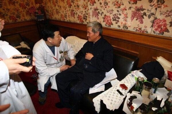 为什么说赵本山是春晚的象征？