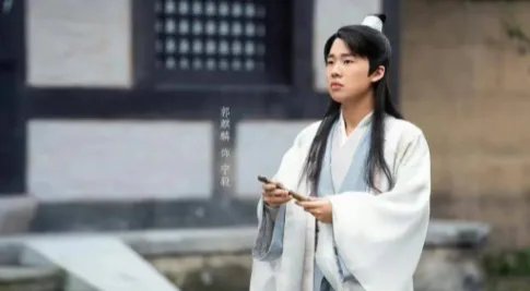 郭德纲砸重金力捧小儿子出道!德云社吸金力超强,生意经太厉害! 怎么看?