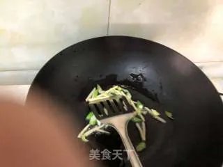 芹菜炒肉丝