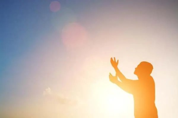 疫情正能量八字短句有哪些？