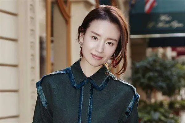 董洁和梁朝伟的关系终于被曝光，潘粤明也被蒙在鼓里，究竟发生了什么