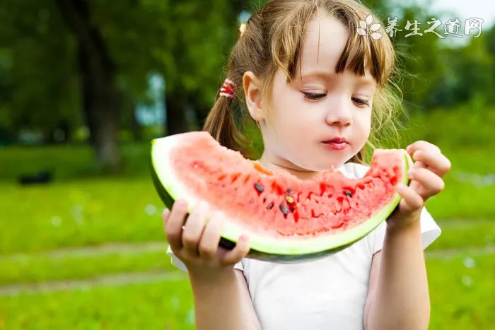 云南白药广泛应用于治疗各种疾病