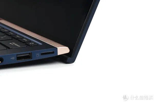 8102年，终于有全面屏笔记本了——华硕灵耀U 2代评测