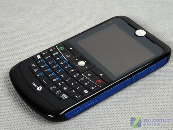 摩托罗拉Q9哪个颜色好看？