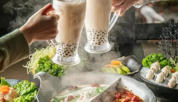 火锅配奶茶，长沙女子被诊断碱中毒！这两者之间为何会产生有害物质？