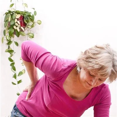 强直性脊椎炎的症状