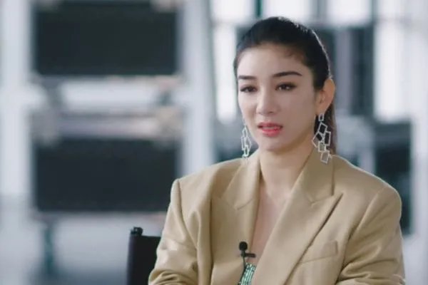 黄奕说生活中没有你是风儿我是沙，你怎么看？