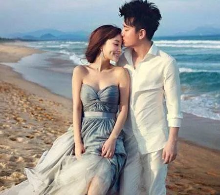 贾乃亮李小璐真的离婚了吗？