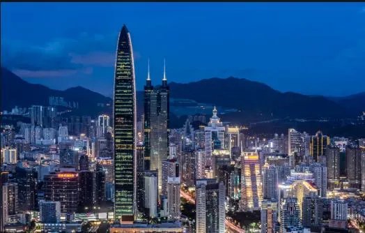 深圳最近几处发现新冠病毒，现阶段好多人都不带口罩，你怎么看？