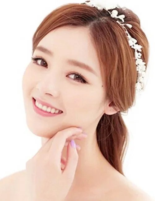 圆脸婚纱照新娘发型2017款 圆脸新娘发型打造要点