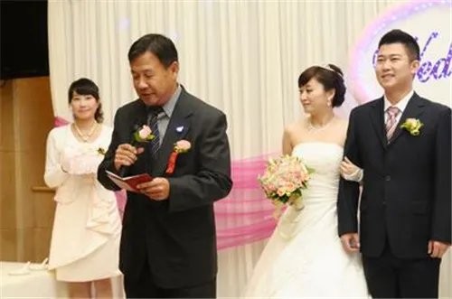 主婚人和证婚人的区别  选证婚人主婚人要注意什么