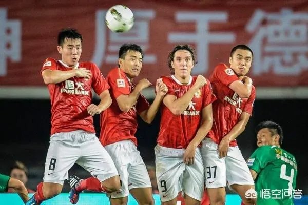 如何分清楚赵旭日和冯潇霆？