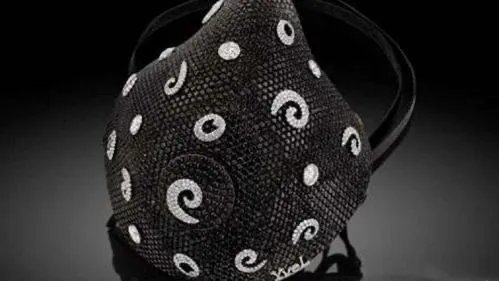 世界上最昂贵口罩卖价985万元，这么贵的口罩有什么独特之处吗？