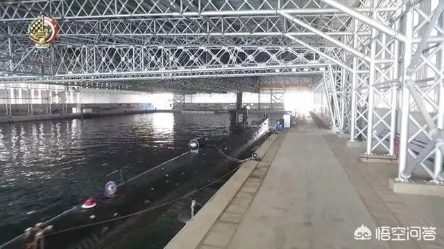 台风级战略导弹核潜艇是怎样出海的?