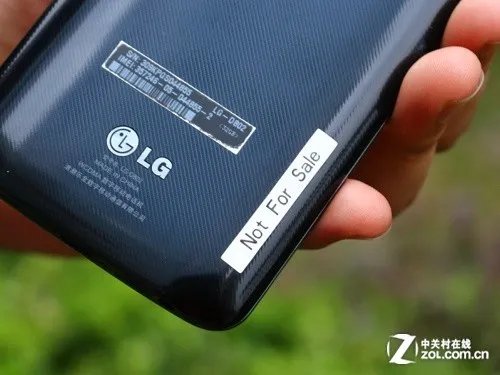 背部按键新体验 骁龙800旗舰LG G2评测