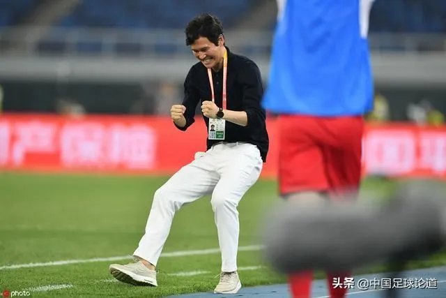 28日晚的天津德比,我觉得还是有默契球嫌疑,看着比分踢比赛,你们觉得呢?