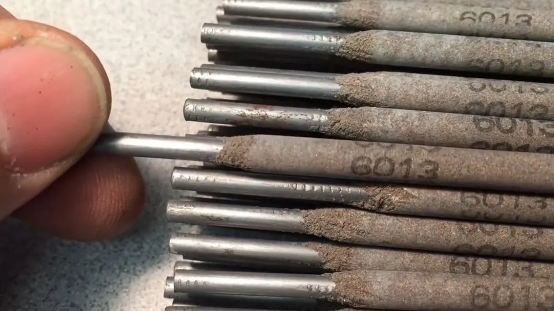电焊条是怎么生产出来的？疑惑终于被解开了