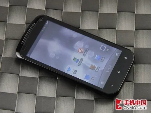 4.3寸qHD+1GHz千元智能 首派A80S评测