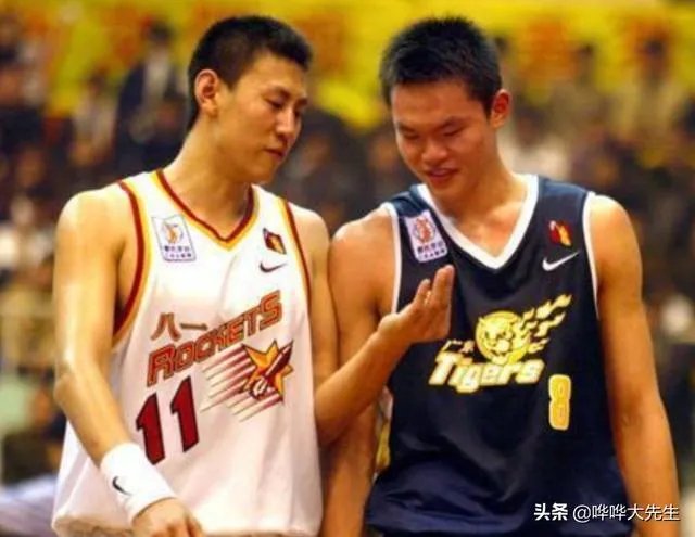 中国男篮主帅李楠在球员时期什么水平?和朱芳雨相比怎么样?