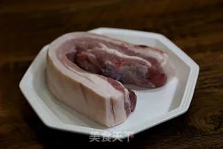 鹌鹑蛋红烧肉