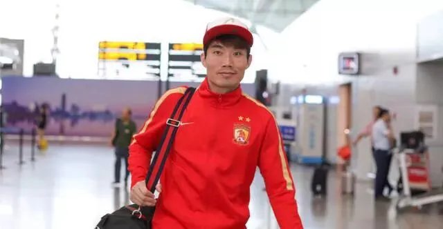 广州恒大出征客战大连一方，被禁赛的阿兰为什么也随队出征？