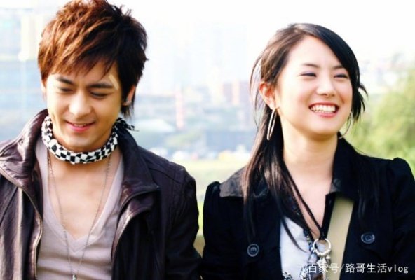 邓伦的女朋友是谁?