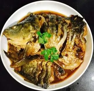 红烧鲤鱼