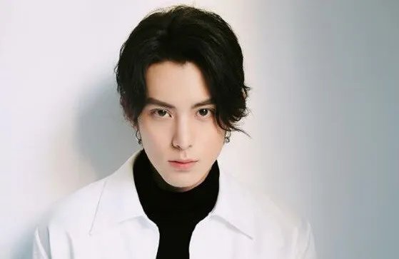 中餐厅中杨紫为什么要忽悠王鹤棣?