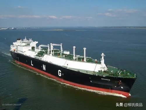 造船技术亚洲“最强”的韩国,3年造出两栖攻击舰,为何不建航母?