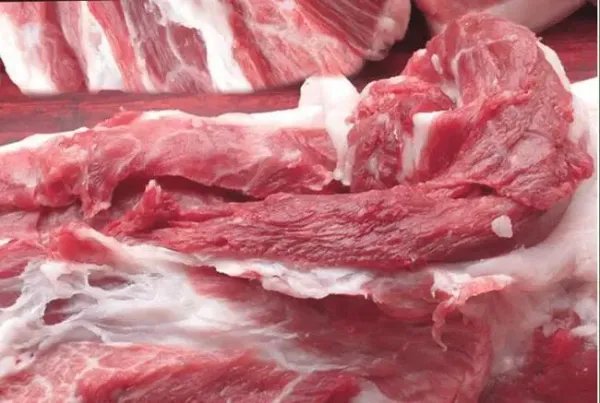 猪肉价格近期下跌非常快，导致下跌的原因是什么？