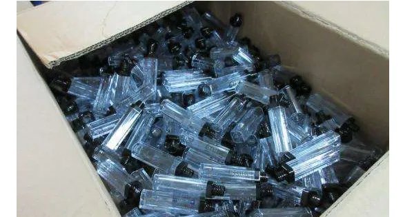 警方缴获多少假化妆品？