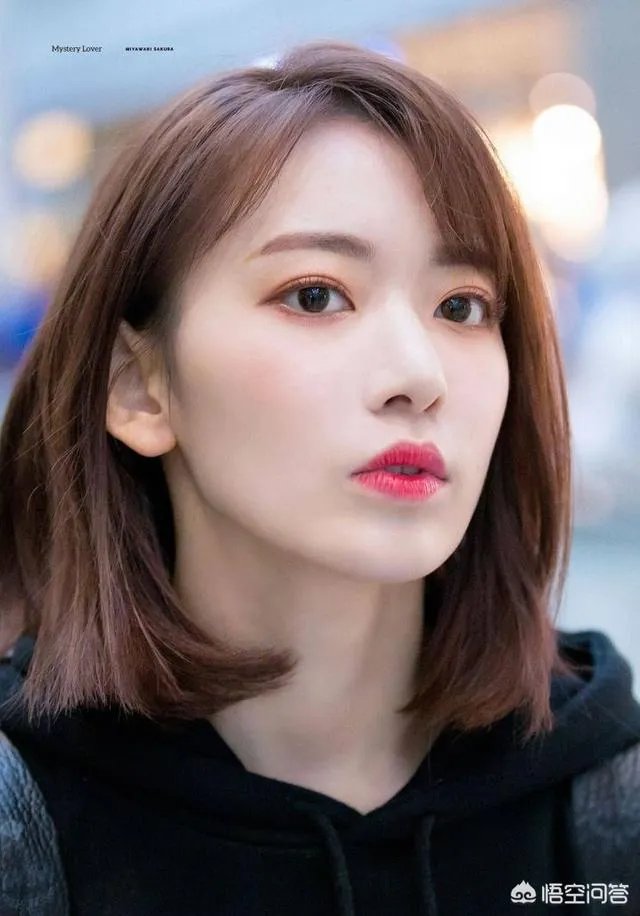 有哪些好看的短发发型？